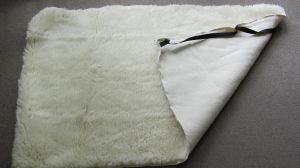Lambswool Bed Fleece with Securing Straps
